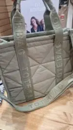 BOLSO ACOLCHADO VERDE