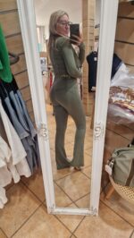 CONJUNTO CHÁNDAL ACAMPANADO VERDE