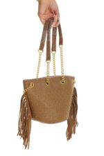 BOLSO CON TACHAS Y FLECOS MARRÓN